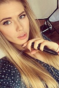 Альбина, метро Дубровка