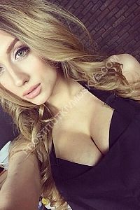 Лиза, метро Мякинино Лиза, метро Мякинино