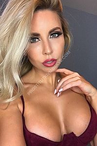 Алина, метро Баррикадная