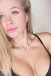 Алина, метро Алтуфьево