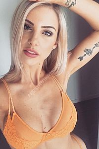 Алина, метро Локомотив Алина, метро Локомотив