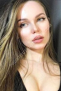 Алина, метро Дубровка