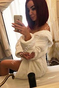 Елена, метро Ботанический сад