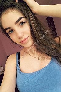 Яна, метро Тургеневская