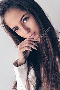 Диана, метро Тропарёво Диана, метро Тропарёво