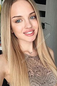 Николь, метро Курская