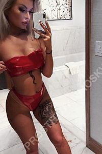 Камила, метро Воробьёвы горы Камила, метро Воробьёвы горы