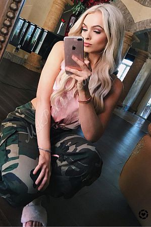 Полина, метро Площадь Гагарина