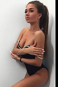 Оля, метро Автозаводская Оля, метро Автозаводская