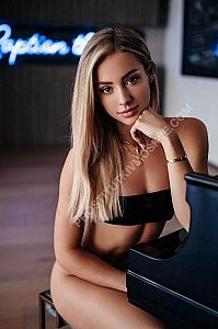 Милана, метро Ленинский проспект Милана, метро Ленинский проспект