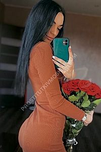 Анжелла, метро Спартак Анжелла, метро Спартак