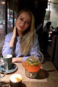 Маша, метро Бульвар Адмирала Ушакова